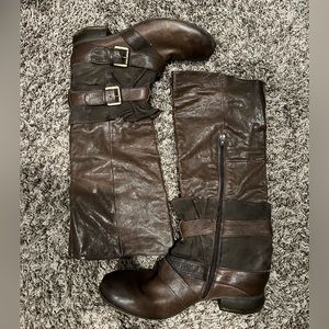 Boutique 9 Brown Suede Leather Boots